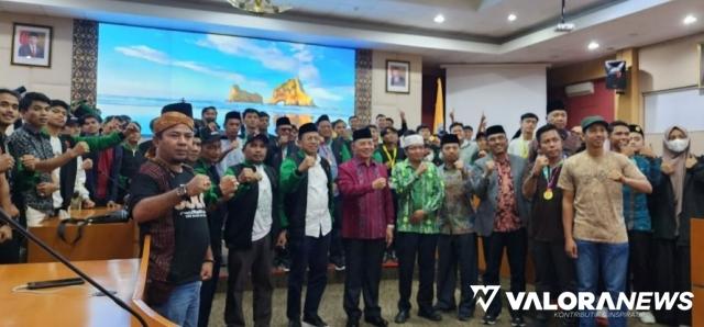 Kontingen PWNU Sumbar Raih Peringkat 4 Porseni NU, Ini Pesan Irjen Suharyono