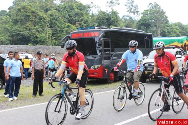 Kapolda Sumbar Gowes ke Batu Kalang Pessel