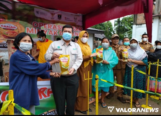 Pessel Sediakan 10.000 Liter Minyak Goreng di Operasi Pasar