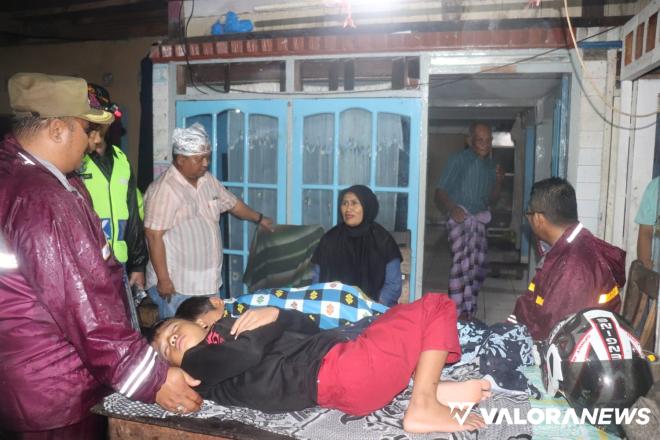 Banjir Bandang Landa Batu Busuk, 20 Warga Dievakuasi