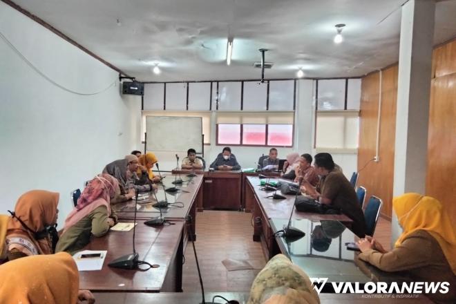 Nasib 1.228 Guru Lulus Passing Grade P3K di Padang Tak Jelas, Kadukan Nasib ke Dewan
