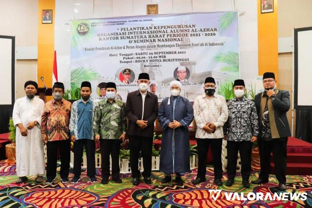 Mahyedi Hadiri Pelantikan Ikatan Alumni Al Azhar Cabang Sumbar