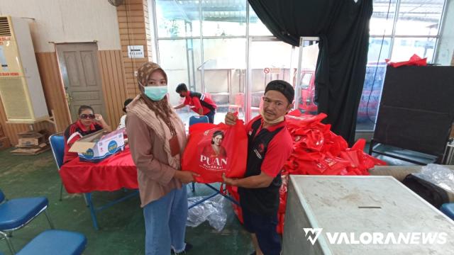 Puan Maharani Donasikan Beras untuk Pendonor Darah di Aksi Sosial HTT