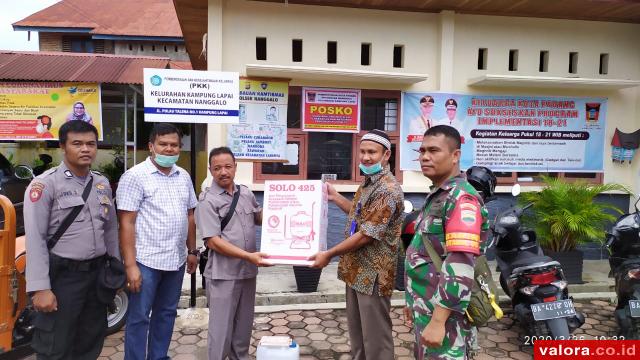 Antisipasi Penyebaran Covid19: LPM Kampung Lapai Bantu Alat Semprot dan Disinfektan ke RW...