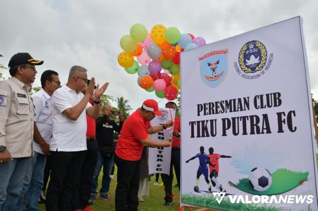 Bupati Agam Buka Kejurda Sepakbola U23 sekaligus Luncurkan Tiku Putra FC