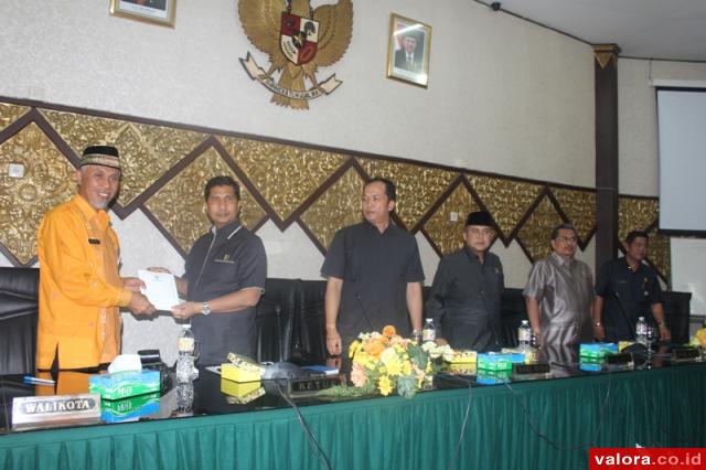 Mahyeldi Berikan Catatan untuk 4 Ranperda Inisiatif DPRD Padang