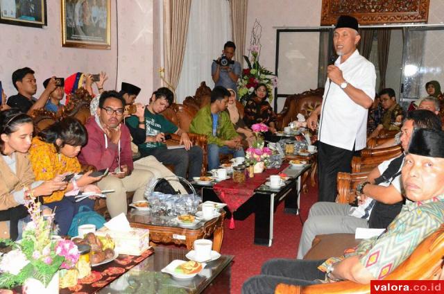 Mahyeldi Paparkan Konsep Kota Layak Anak ke Rombongan Media Trip Kementrian P3A