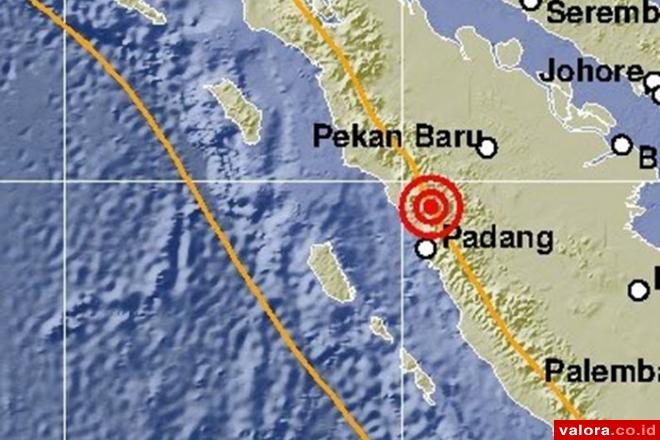 Padangpanjang Dihoyak Gempa Akibat Sesar Sianok Bergoyang