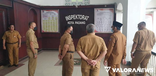 Wako Padang Sidak ke Tiga OPD di Kantor Balai Kota Lama