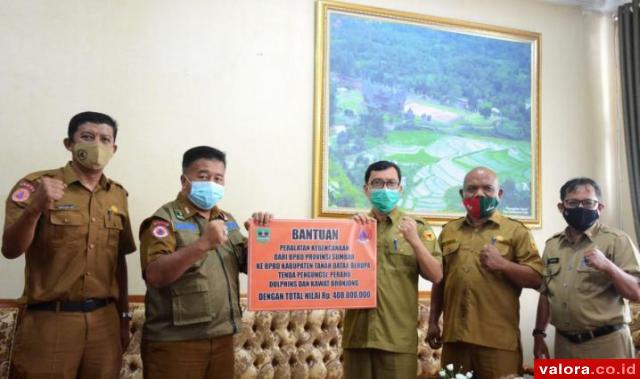 Tanahdatar Terima Bantuan Peralatan Kebencanaan dari BPBD Sumbar