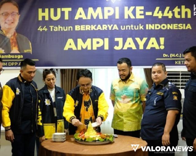 Jerry Sambuaga Hadiri HUT ke-44 AMPI di Padang Panjang
