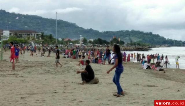 Belasan Pemalak di Pantai Padang Diamankan