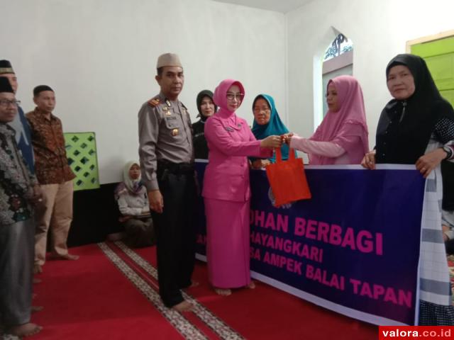 Polsek BAB Tapan Santuni Yatim, Piatu dan Warakauri