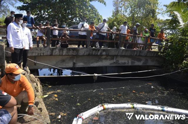 PANGEA Movement Bantu Perangkap Sampah, Dipasang di Saluran Terbuka Gang Sentosa Purus