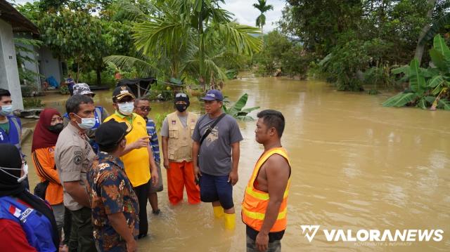 Hendri Septa Temukan Pemicu Banjir di Kawasan Parak Jambu