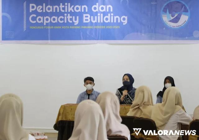 Pengurus Forum Anak Padang Panjang Ikuti Capacity Building Usai Dilantik