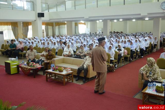 Mahyeldi Ajak Mahasiswa Poltekkes Kemenkes Padang Jauhi LGBT dan Narkoba