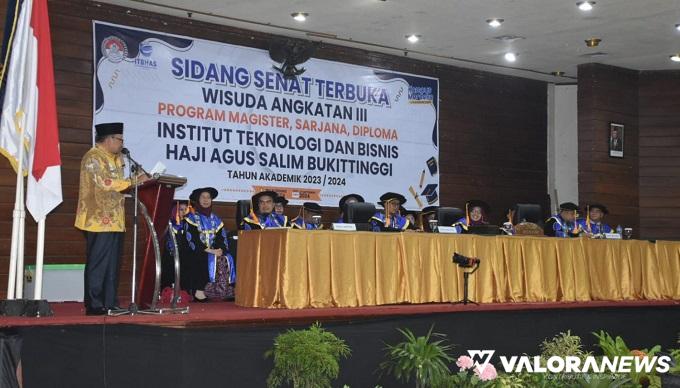 238 Mahasiswa Ikuti Wisuda III ITBHAS, Ini Harapan Bupati Agam