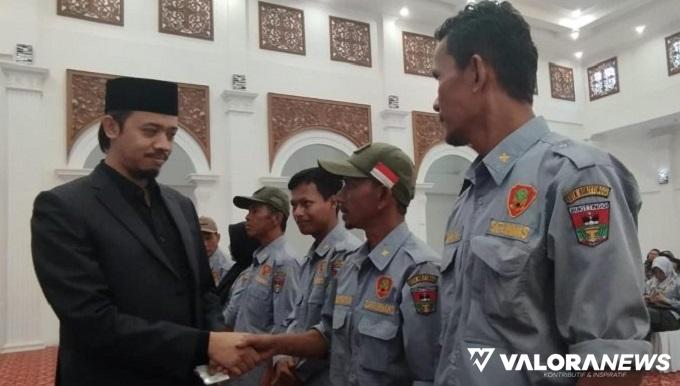 240 Personel Satlinmas Kelurahan se-Bukittinggi Diikutkan jadi Peserta BPJS...