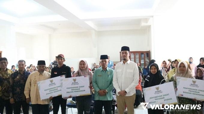 86 Warga Bukittinggi Terima Zakat dari Baznas, Ini Alasan dan Rinciannya