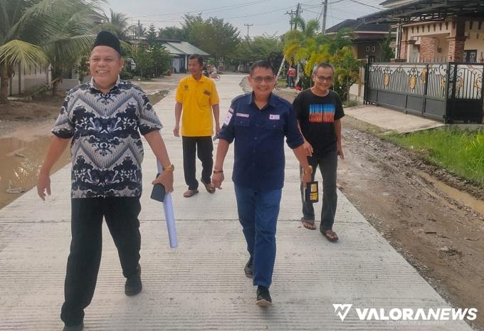 Afrizal Tinjau Pengerjaan Betonisasi di Perumahan Taman Asri Sungai Sapiah