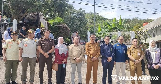 Kabag Teknis Penyelenggaraan Pemilu dan Hukum KPU Sumbar,...