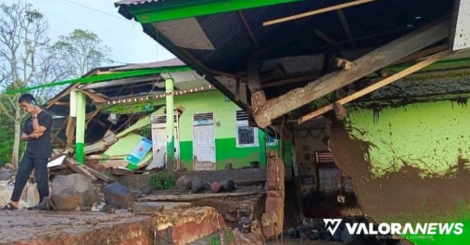 Banjir Bandang di Agam, SDN 03 Koto Tuo Rusak Parah, 182 Siswa Terpaksa Menumpang Belajar