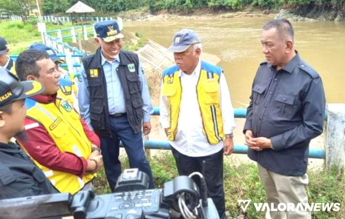 BANJIR PESSEL: Bupati Rusma Yul Anwar Minta Percepatan Pemulihan Infrastruktur ke Menteri...