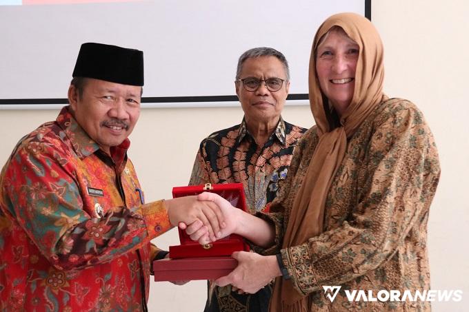 Bupati Agam Paparkan Program Kampung Inggris ke Perwakilan Canada World Youth