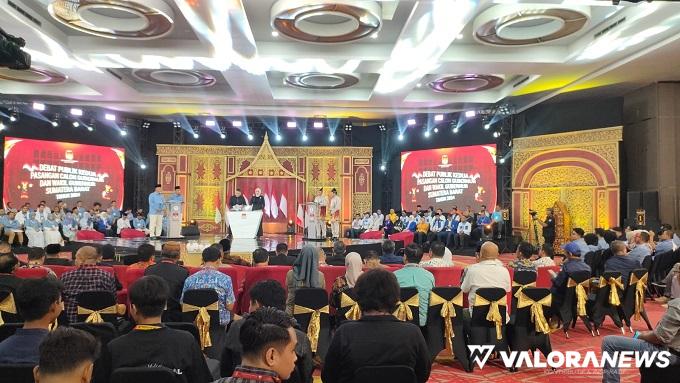 Debat Pamungkas Pilgub Sumbar Diwarnai Saling Sindir dan Isak Tangis