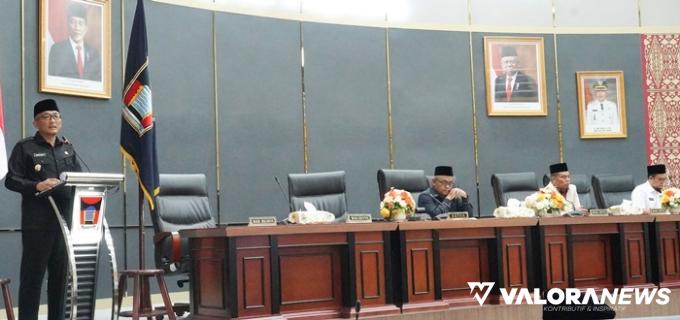 DPRD Padang Gelar Rapat Paripurna LKPj Tahun 2023, Hendri Septa Sampaikan Capaian Kinerja...