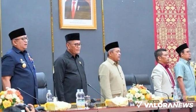 DPRD Padang Sahkan Ranperda Pencabutan Lembaga Kemasyarakatan Kelurahan dan LPP APBD 2023