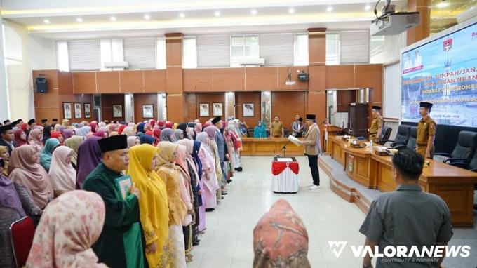 Erman Safar Lantik 154 Pejabat Fungsional