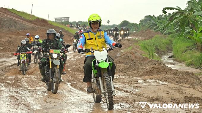 Gubernur Sumbar Ajak Danrem 032/Wbr Susuri Jalan Tol Padang-Sicincin dengan Motor Trabas