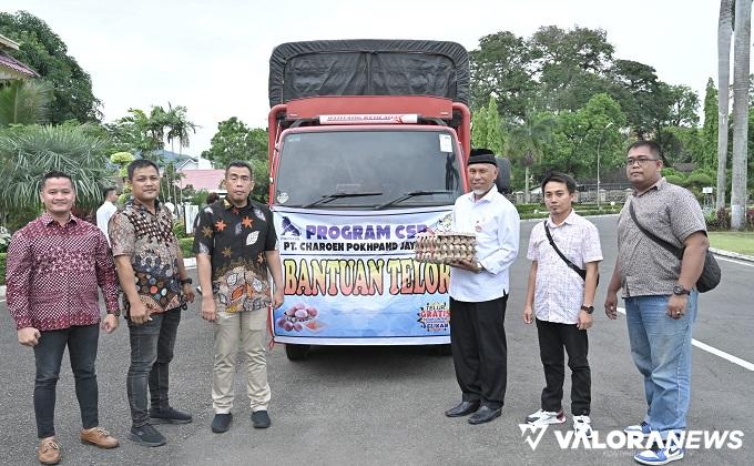 Gubernur Sumbar Terima Donasi 50 Ribu Butir Telur dari Charoen Pokphand, Ini Peruntukannya