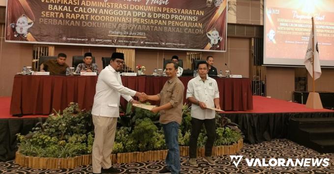 Hasil Verifikasi Administrasi KPU Sumbar, Baru 5 Persen Bacaleg DPRD Provinsi Memenuhi...