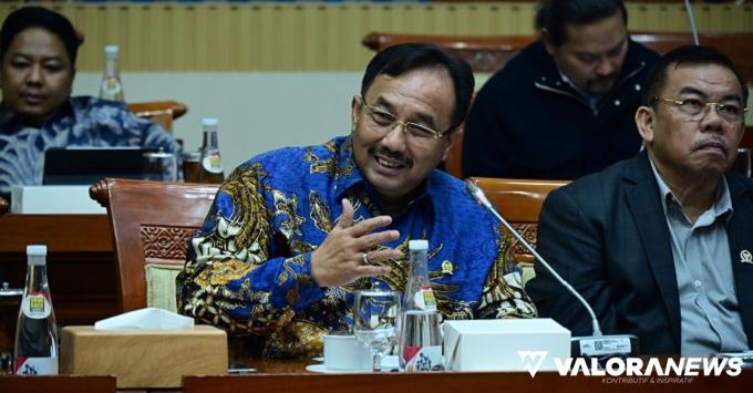 Anggota Komisi III DPR RI dari Dapil Sumbar II, Benny...