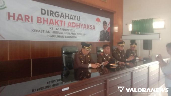 Kejari Pasbar Gelar Upacara HUT Adhyaksa ke-63 secara Sederhana