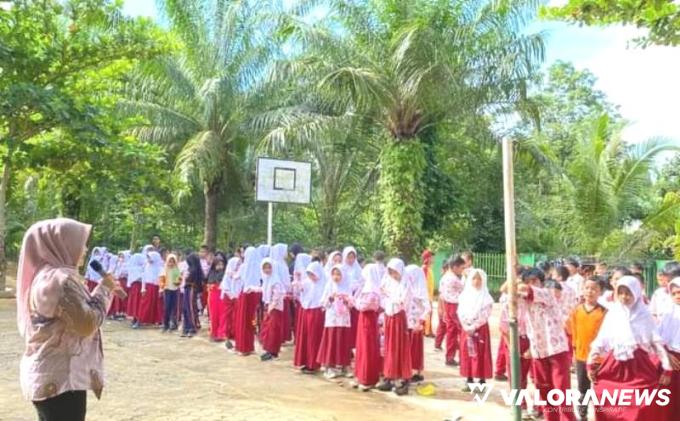 KESEHATAN GIGI: Puskesmas Ranah Ampek Hulu Tapan Gelar Penyuluhan ke Sekolah