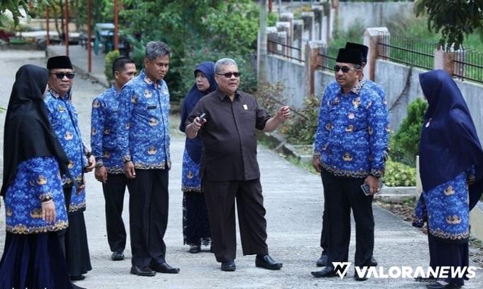 Ketua DPRD Bawa Kadisdik Tinjau Kampus SMAN 2 Sumatera Barat