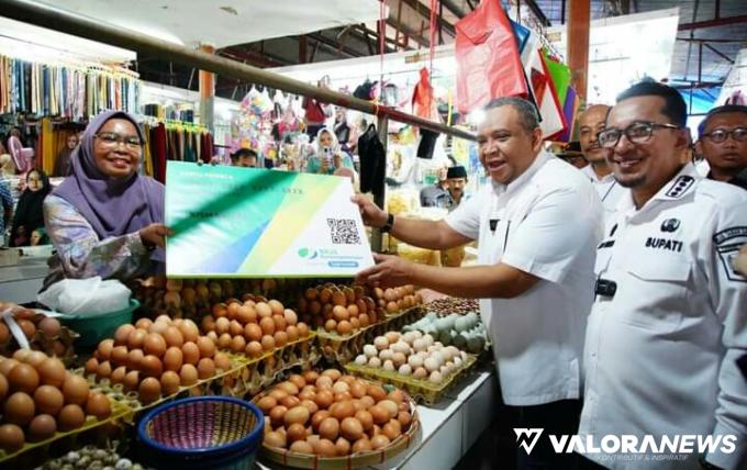 Kunjungi Pasar Batusangkar, Ini yang Dilakukan Wamenaker