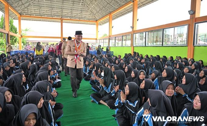 Mahasiswa Malaysia Ikuti Aesculapius Tent Unand di Sijunjung, Ini Pesan Mahyeldi