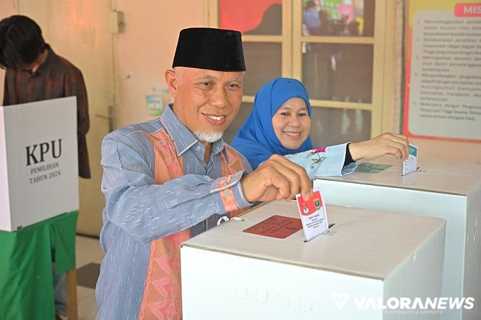 Mahyeldi dan Audy Salurkan Hak Pilih pada Pilkada 2024, Ini Pesan Keduanya