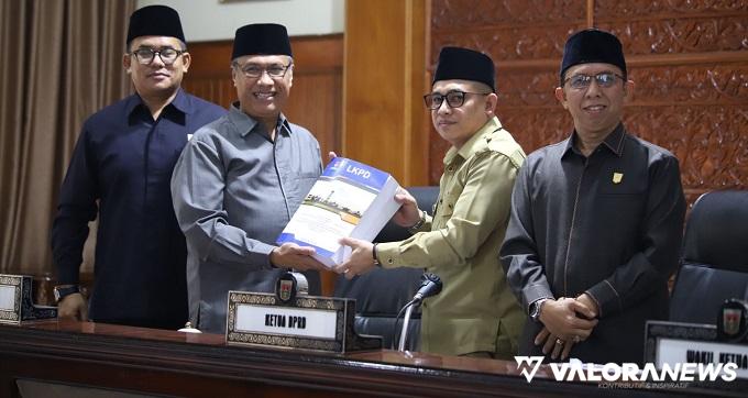 Marfendi Sampaikan Nota Hantaran Pertanggungjawaban Pelaksanaan APBD 2023, Fraksi-Fraksi...