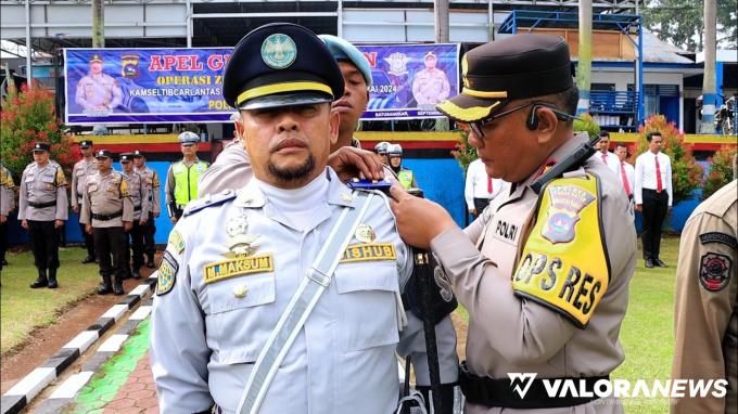 Menggunakan HP Saat Berkendara di Tanah Datar Bisa Terkena Operasi Zebra Singgalang