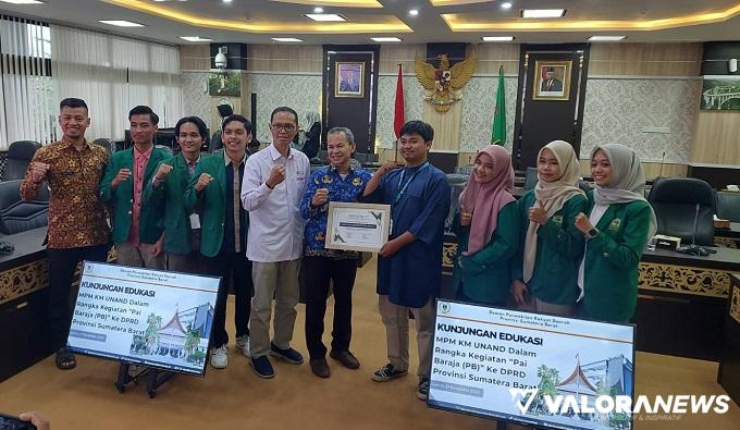 'Parlemennya' Mahasiswa Unand Pelajari Praktek Pengawasan Pemerintahan ke DPRD Sumbar