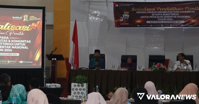 Ketua Divisi Hukum dan Pengawasan KPU Bukittinggi, Rifa...