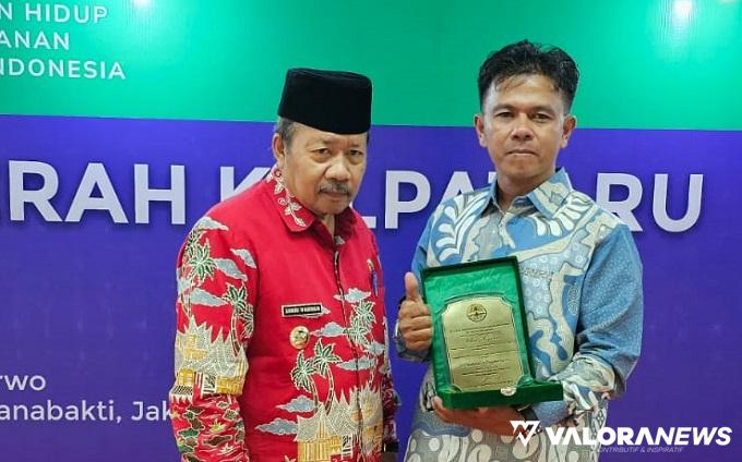 Penemu Ikan Mati jadi Pakan Lele Asal Lubuk Basung jadi Nominator Kalpataru 2024