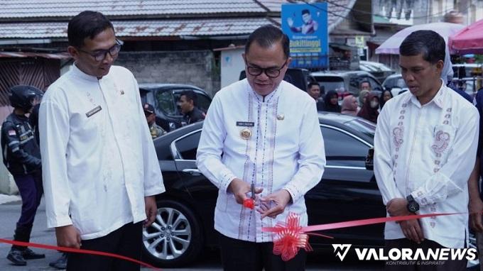 Pjs Wako Bukittinggi Resmikan Gerbang Baru TMSBK, Rofie: Bagian dari Kelengkapan...