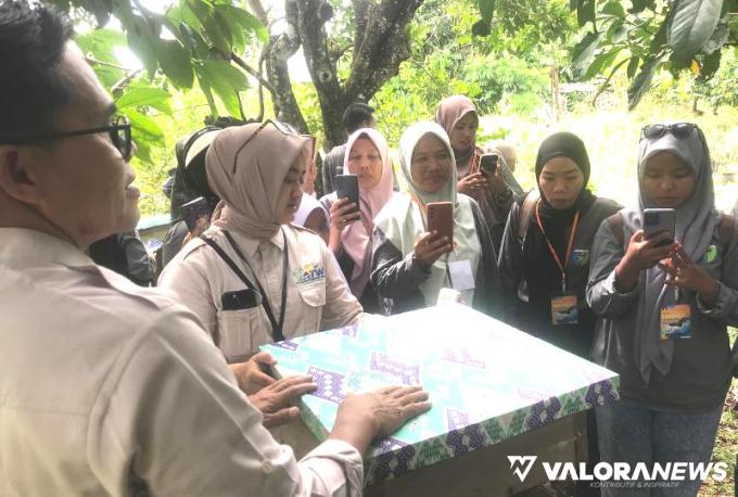 POKDARWIS PESSEL Studi Tiru ke Kebun Agrowisata Lumin Padang